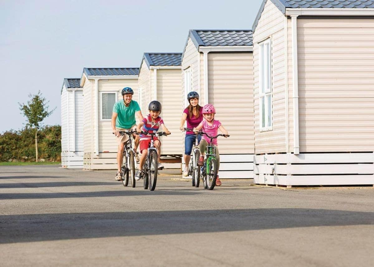 White Tower Holiday Park Llandwrog Exteriör bild
